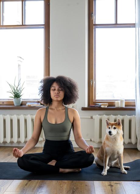 Imagen - Mujer haciendo yoga/PEXELS