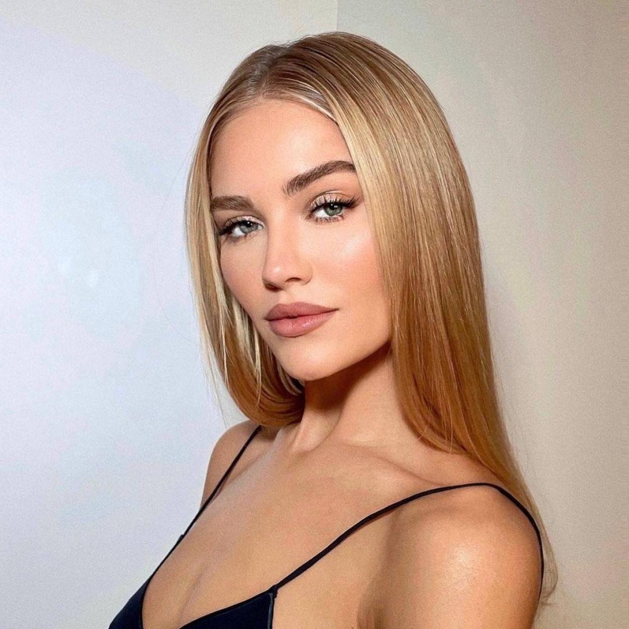 Una melena teñida tan brillante y bonita como la de la modelo se consigue con estas mascarillas