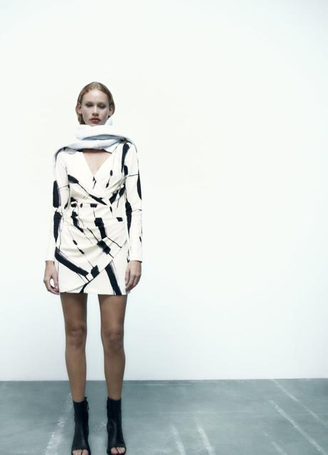 Imagen - Vestido drapeado, 29,95€.