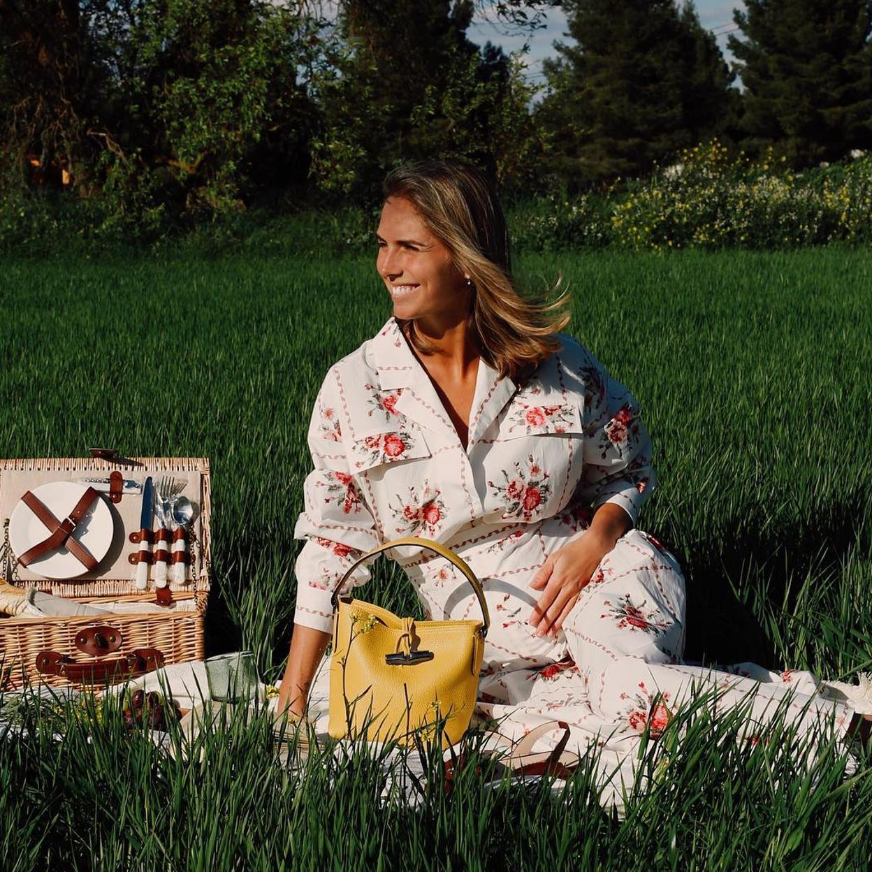 Influencer Lucía Bárcena en el campo