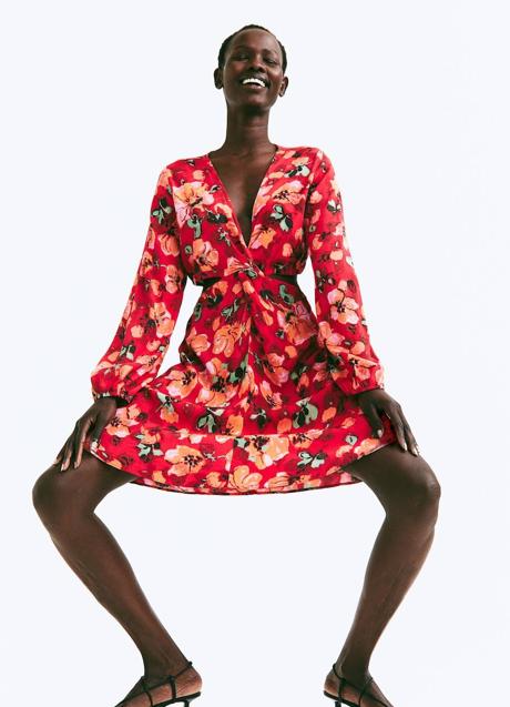 Imagen - Vestid corto con estampado floral rojo