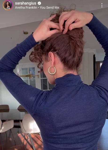 Imagen - Moño enrollado visto desde atrás