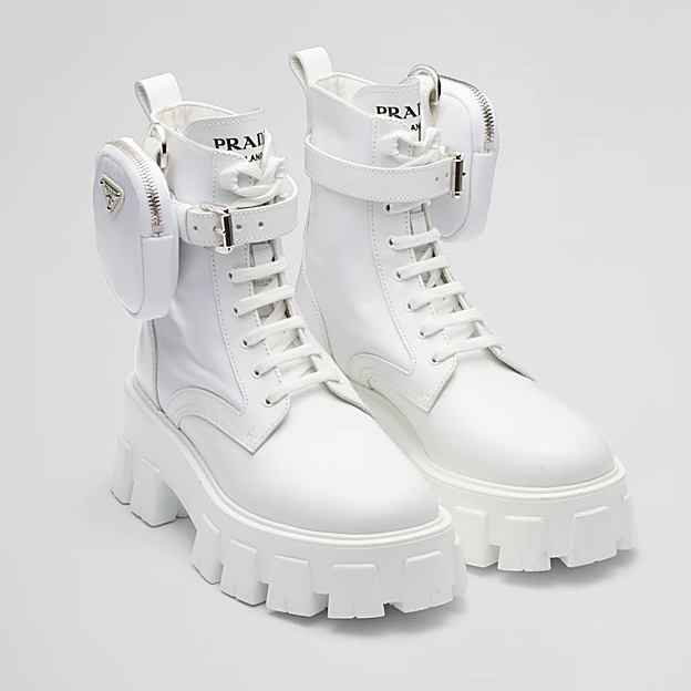 Las botas blancas de Prada.