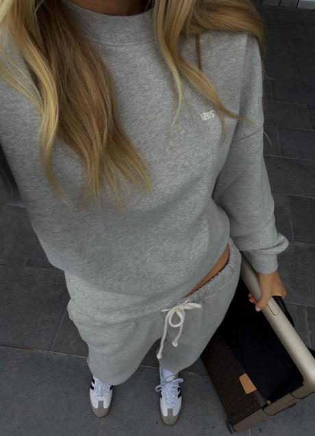 Imagen - Una influencer con chandal. Foto: @clairerose.