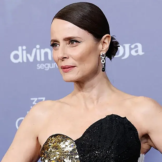 El moño rejuvenecedor con el que han coincidido Nieves Álvarez y Aitana Sánchez-Gijón