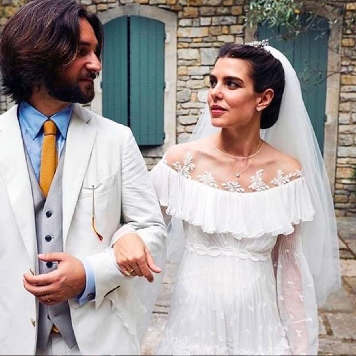Carlota Casiraghi y Dimitri Rassam el día de su boda religiosa.