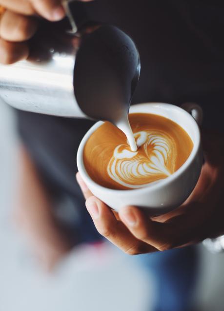 Imagen - El I Festival Internacional del Café contará con expertos en latte art. /Chevanon-Pexels