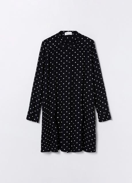 Imagen - Vestico camisero con estampado de lunares en Lefties. Foto: Lefties.