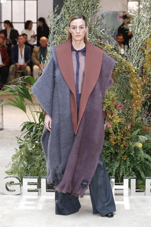 Sin duda alguna, su nuevo director creativo ha sabido recopilar lo mejor de la casa Schlesser para uno de los debuts más esperados de la temporada. 