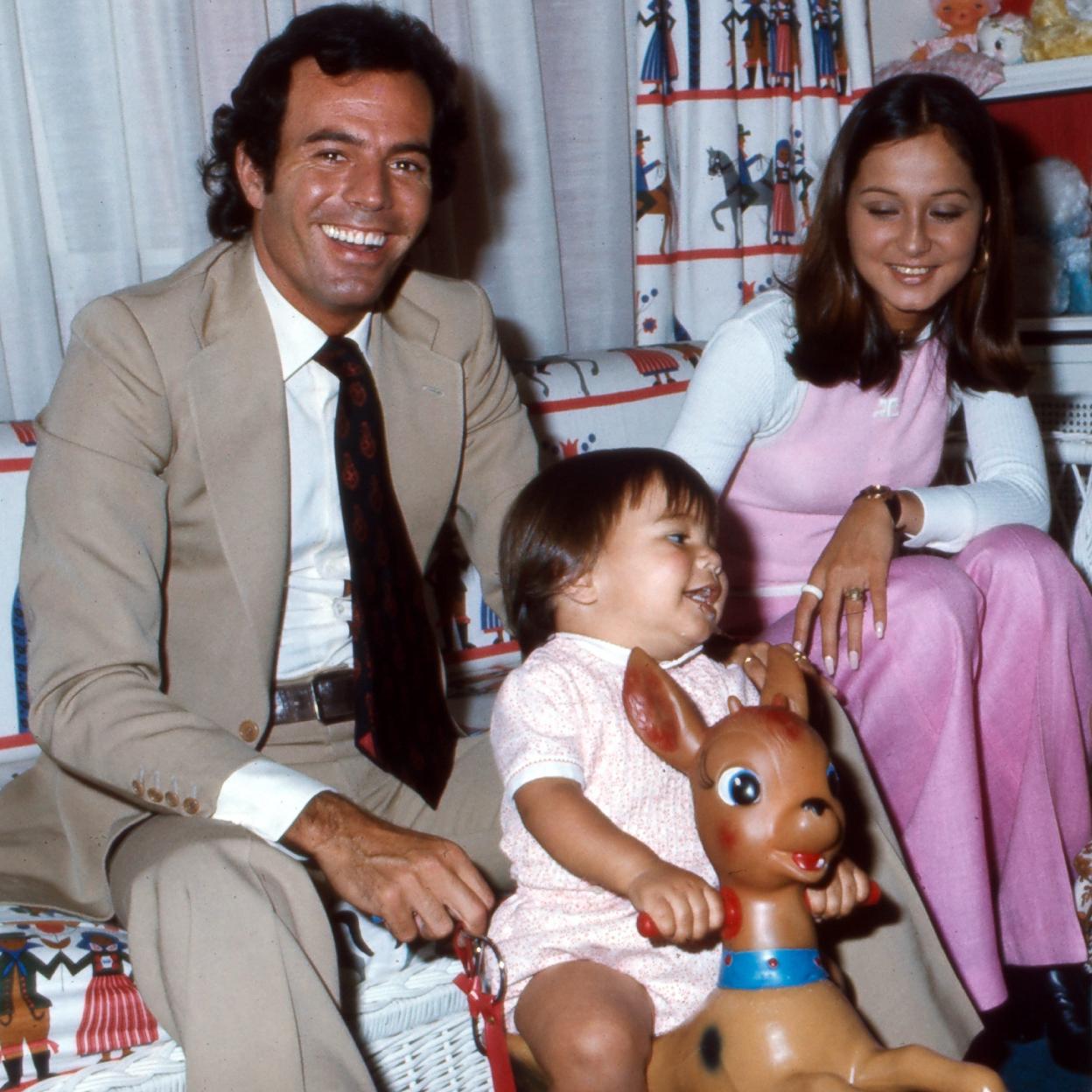 A pesar de la estampa de familia feliz, las peleas eran habituales entre Julio Iglesias e Isabel Preysler.