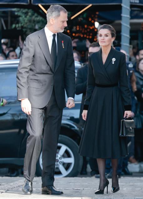Imagen - El rey Felipe y la reina Letizia a su llegada al funeral del mes pasado. / GTRES