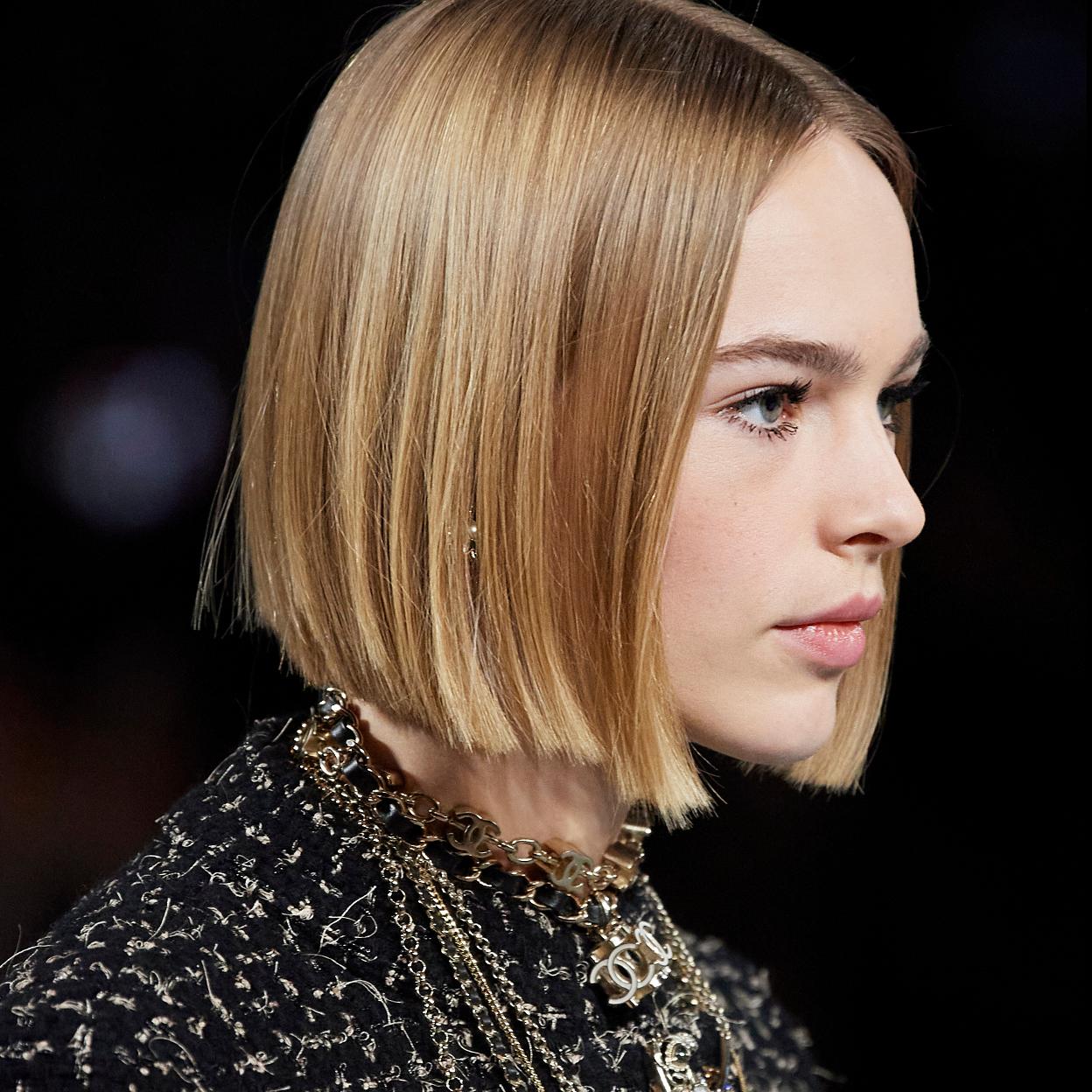 Presume del pelo sedoso de la modelo con estos tratamientos