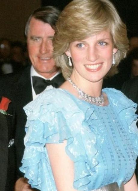 Imagen - Diana de Gales junto a Carlos de Inglaterra en Sydney e 1983. Foto: @diana_de_gales