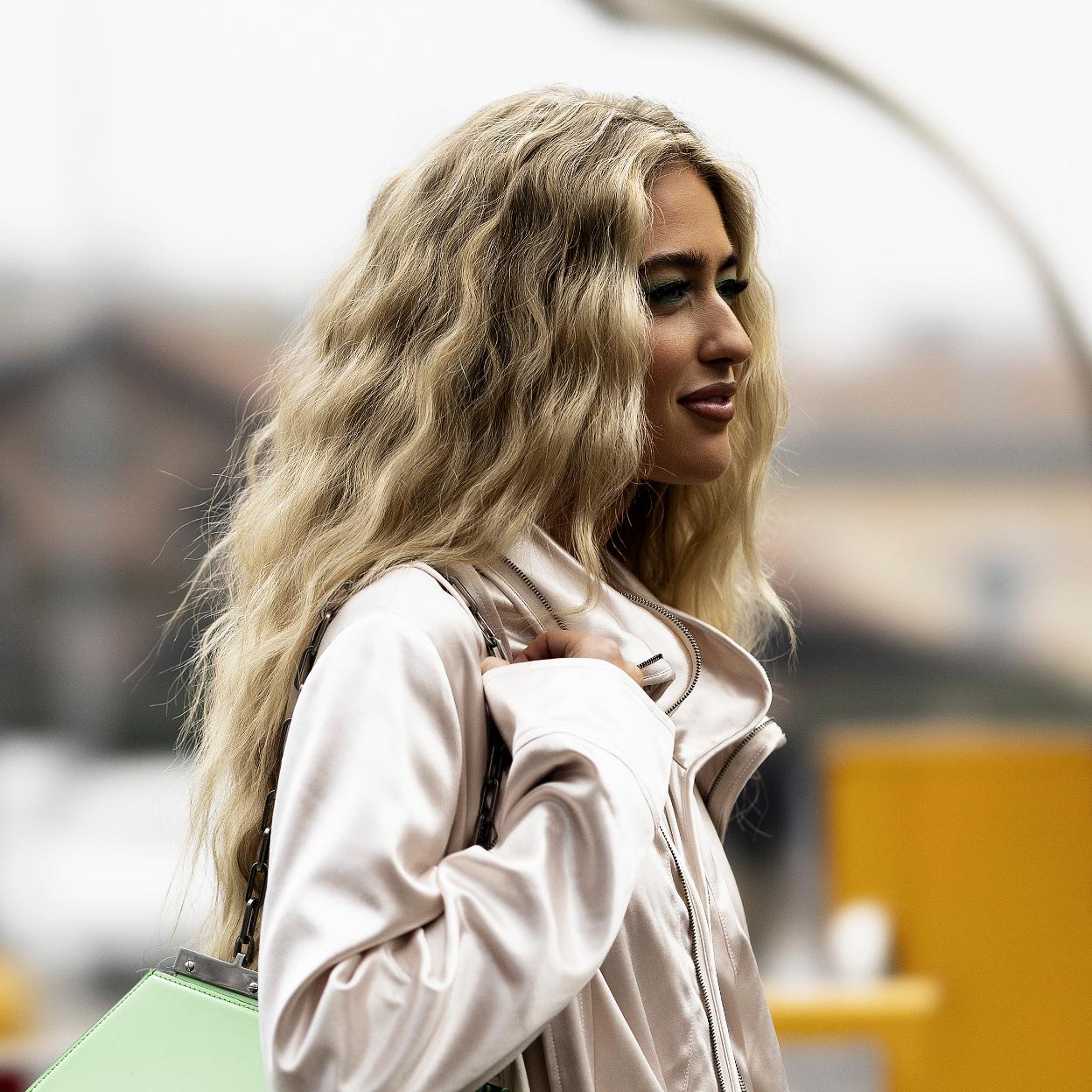 belleza: Por qué este truco de Tiktok te ayudará a conseguir un volumen extra en el cabello