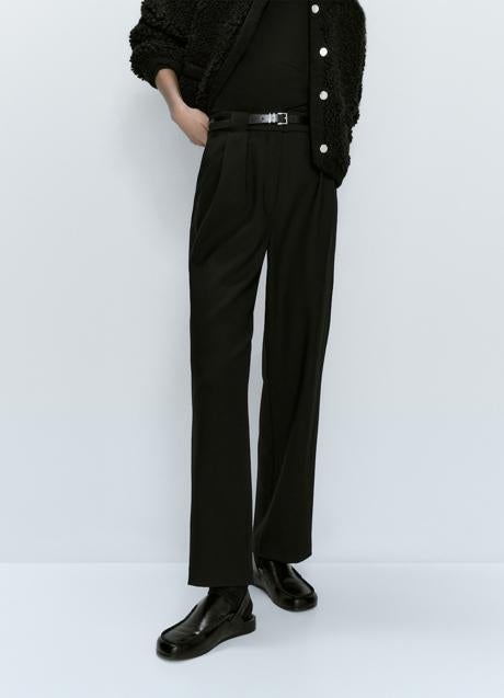 Imagen - Pantalón recto con pinzas de Massimo Dutti, 79,95€.