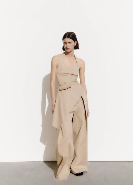 Imagen - Total look estilo gabardina con top asimétrico y pantalón de vertir