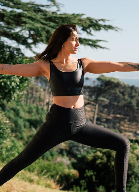 Imagen - Mujer haciendo ejercicio/PEXELS