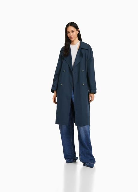 Imagen - Gabardina de Bershka.
