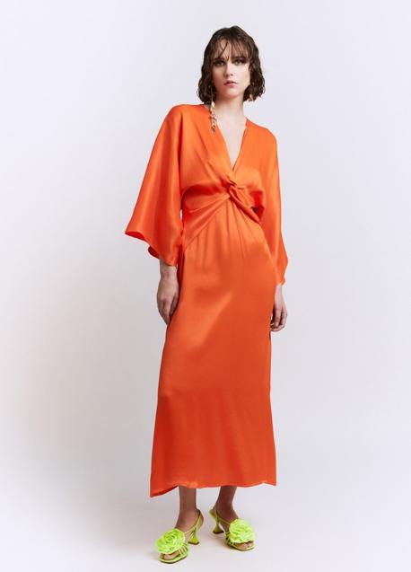 Imagen - Vestido naranja de Sfera (59,99 euros)