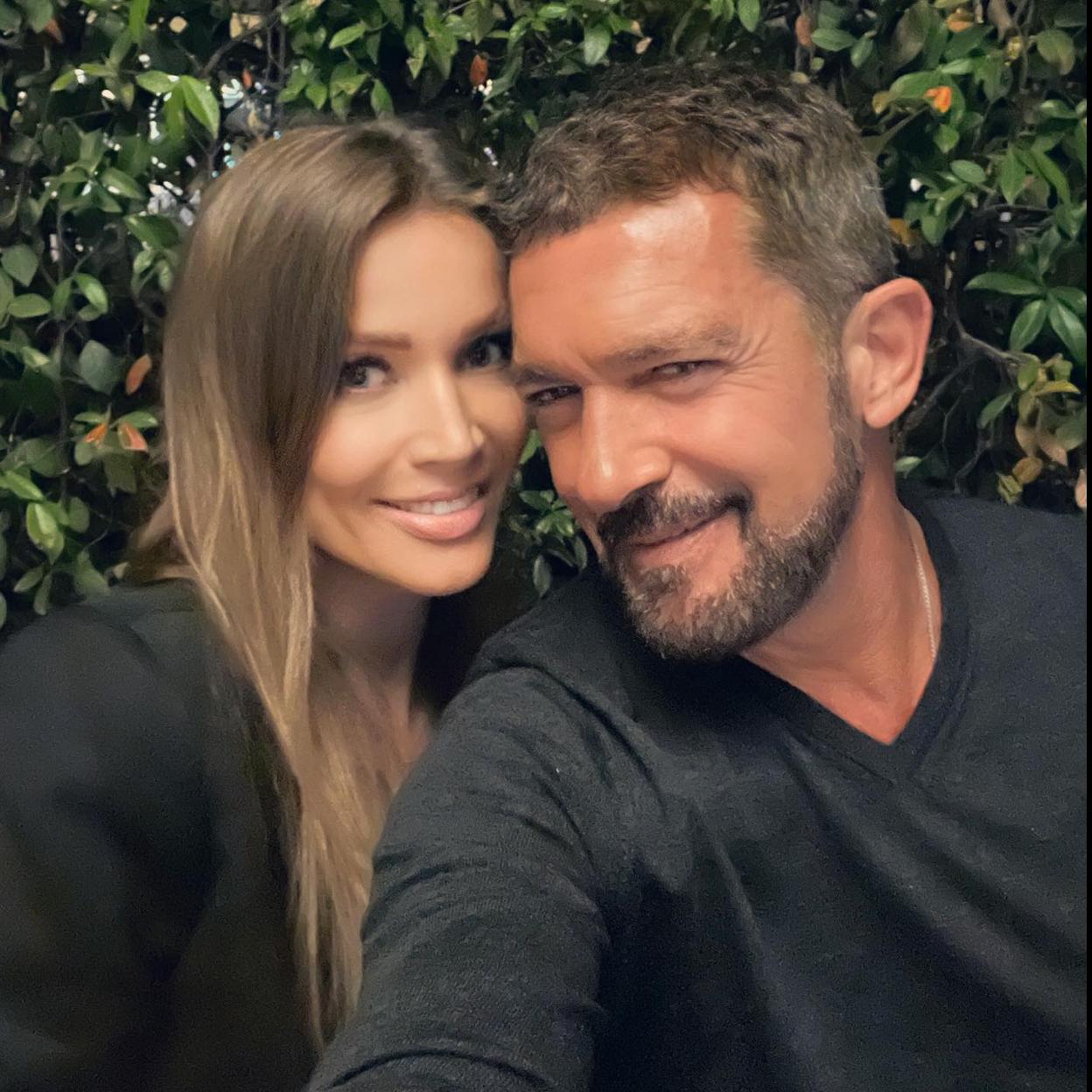 Nicole Kimpel y Antonio Banderas