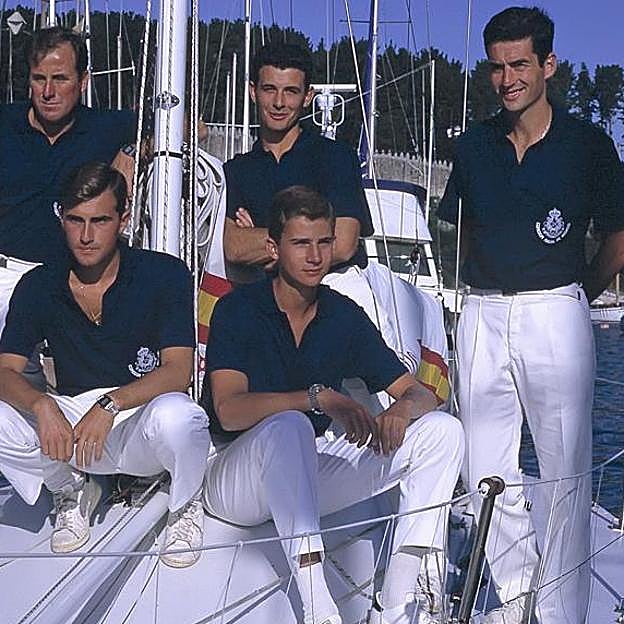 En 1987 Felipe VI ingresó en la Academia Naval Militar de Marín