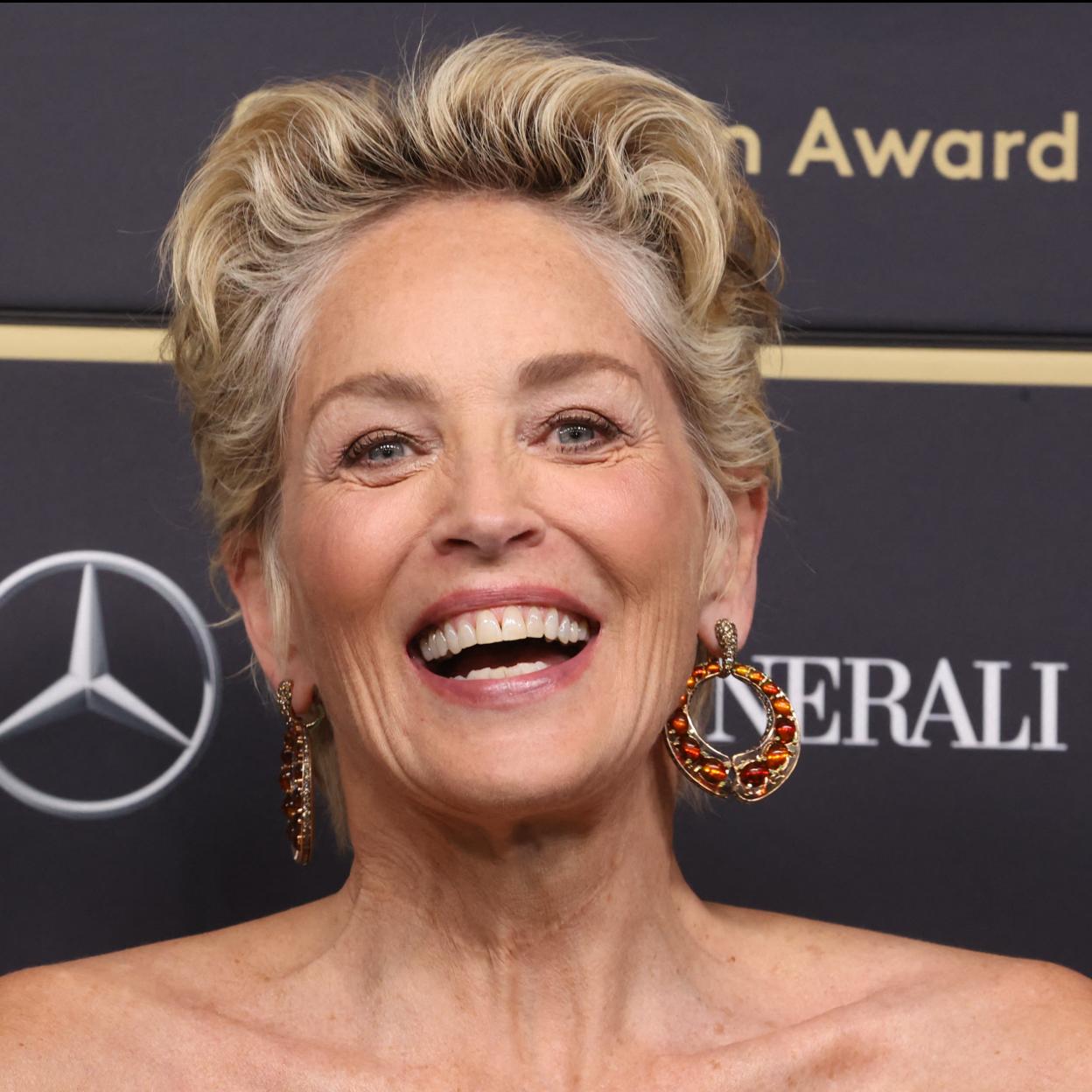 Estas son las cremas de supermercado favoritas de las famosas que combaten arrugas. 