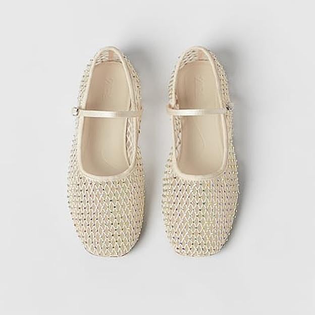 Las bailarinas caladas de Zara Kids.