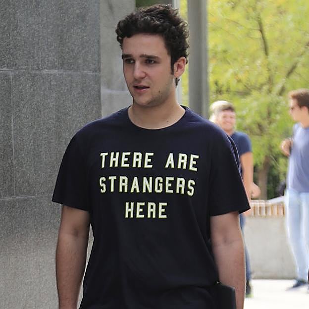 Froilán se ha ido a vivir a Abu Dabi gracias a los hilos de Juan Carlos I.