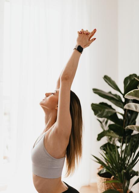 Imagen - Mujer haciendo yoga/PEXELS