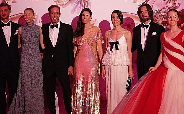 La nueva generación Grimaldi Casiraghi-Hannover, en el Baile de la Rosa 2022. 