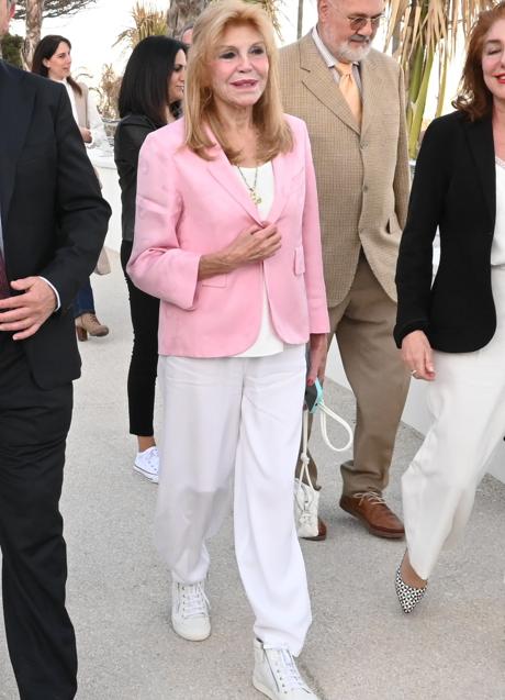 Imagen - La baronesa Thyssen con un look con zapatillas. / GTRES