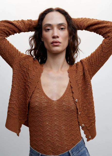 Imagen - Chaqueta de punto de Mango (25,99 euros)