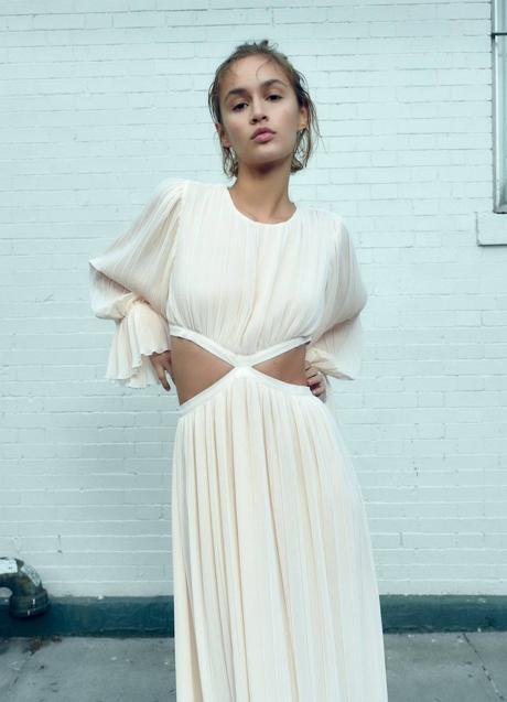 Imagen - Vestido de gasa con cut out en la cintura