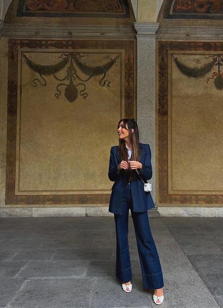 Imagen - Martes: Azul marino