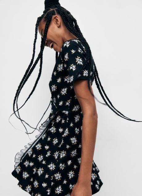 Imagen - Vestido estampado con flores Pull & Bear (17,99 euros)