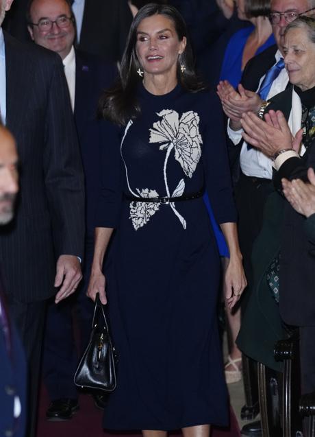 Imagen - El look primaveral de la reina Letizia. / MUJERHOY