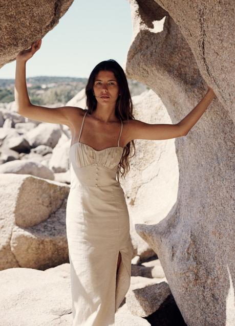 Imagen - Vestido con botones de Zara (29,99 euros)