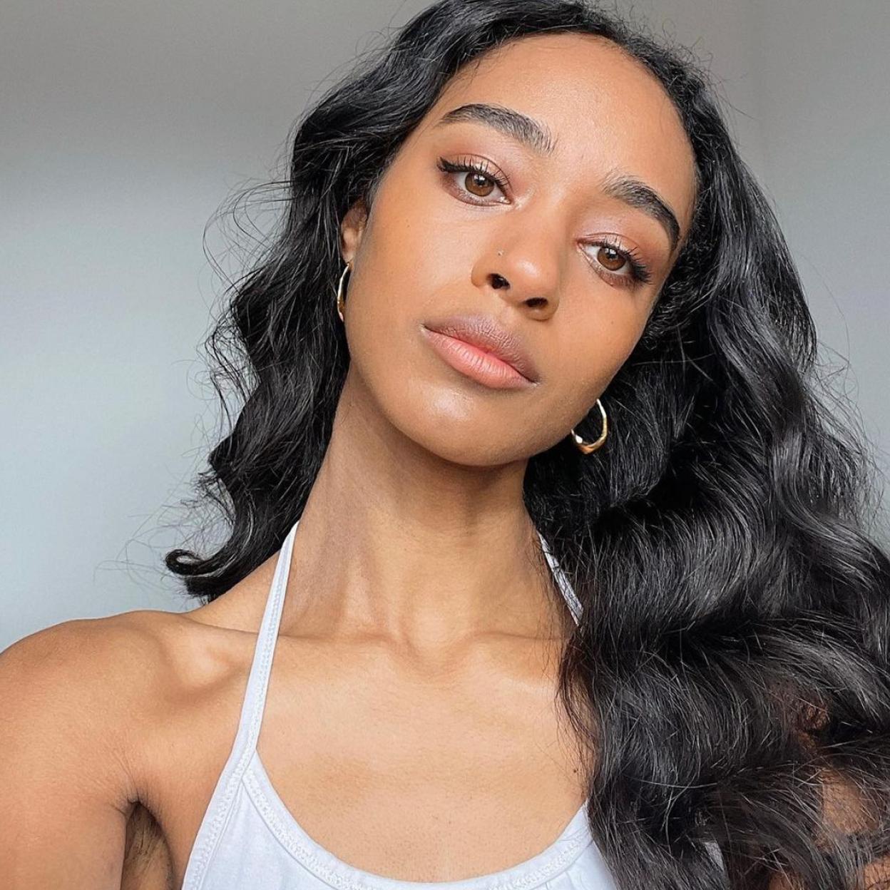 moda: La base de maquillaje supernatural con kalanchoe bio que elimina imperfecciones y deja la piel extrasuave