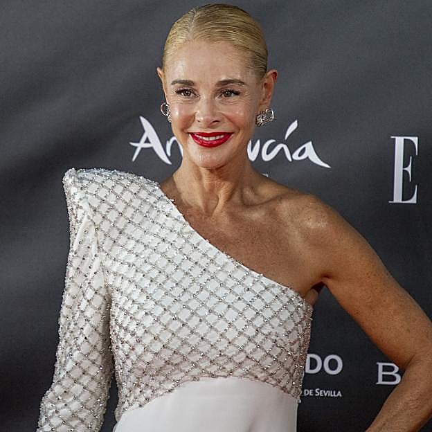 Belén Rueda sigue teniendo un físico espectacular a los 58 años. 