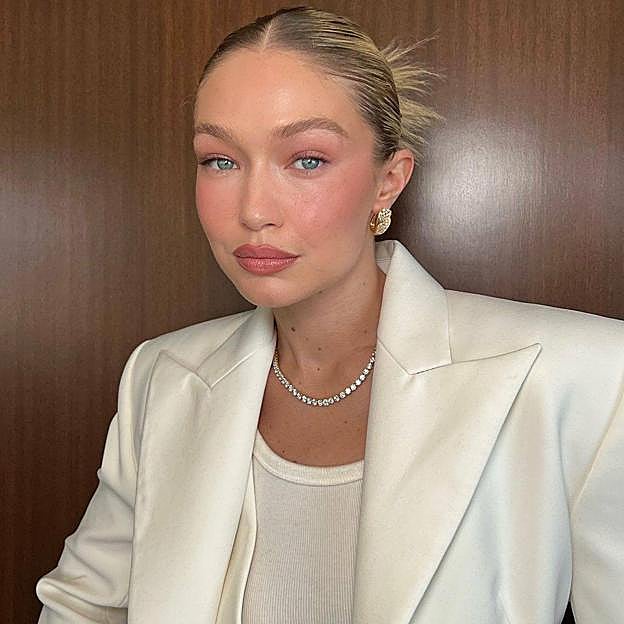 Los sérums con complejo de ácido hialurónico que rellenan las arrugas más profundas y recuperan la turgencia de la piel