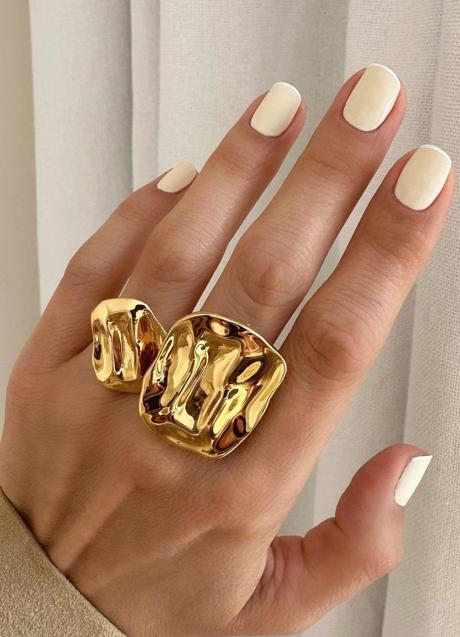 Imagen - Manicura francesa moderna. Foto: @betina_goldstein.