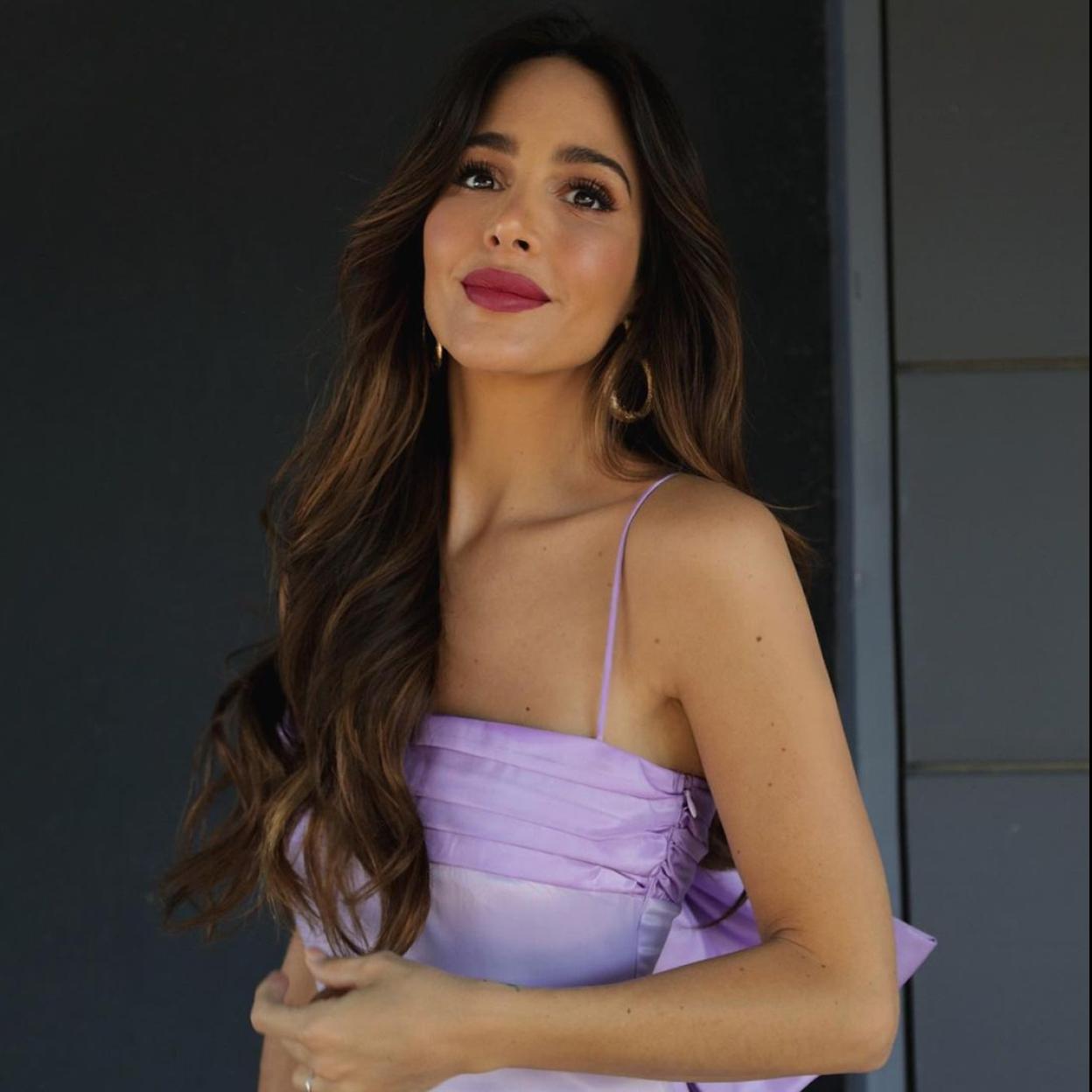 La influencer Rocío Osorno con el vestido de Zara.
