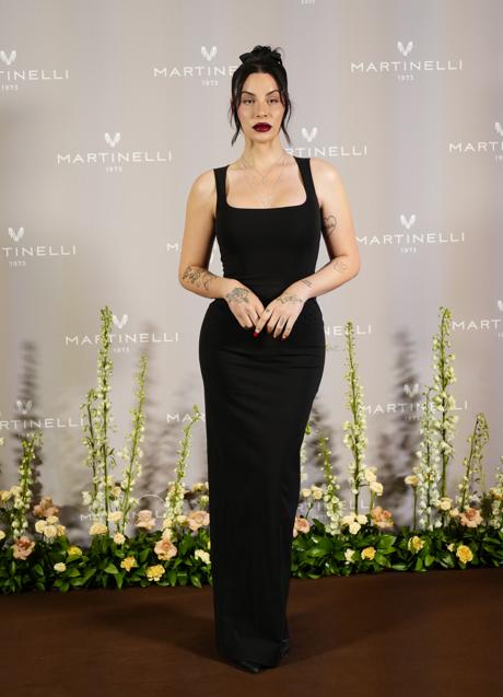 Imagen - Jedet con vestido negro de tirantes. / MUJERHOY