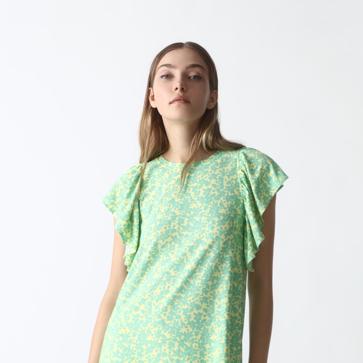 Imagen secundaria 1 - Vestido corto estampado de Lefties.