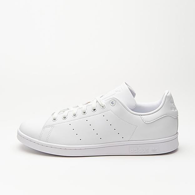 Zapatillas Adidas Stan Smith en color blanco.