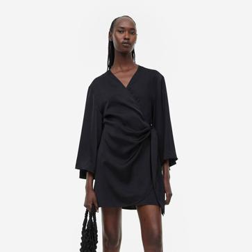 Imagen secundaria 1 - Vestidos con estampado y negro de H&M