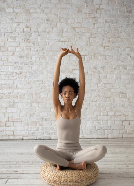 Imagen - Mujer haciendo yoga/PEXELS