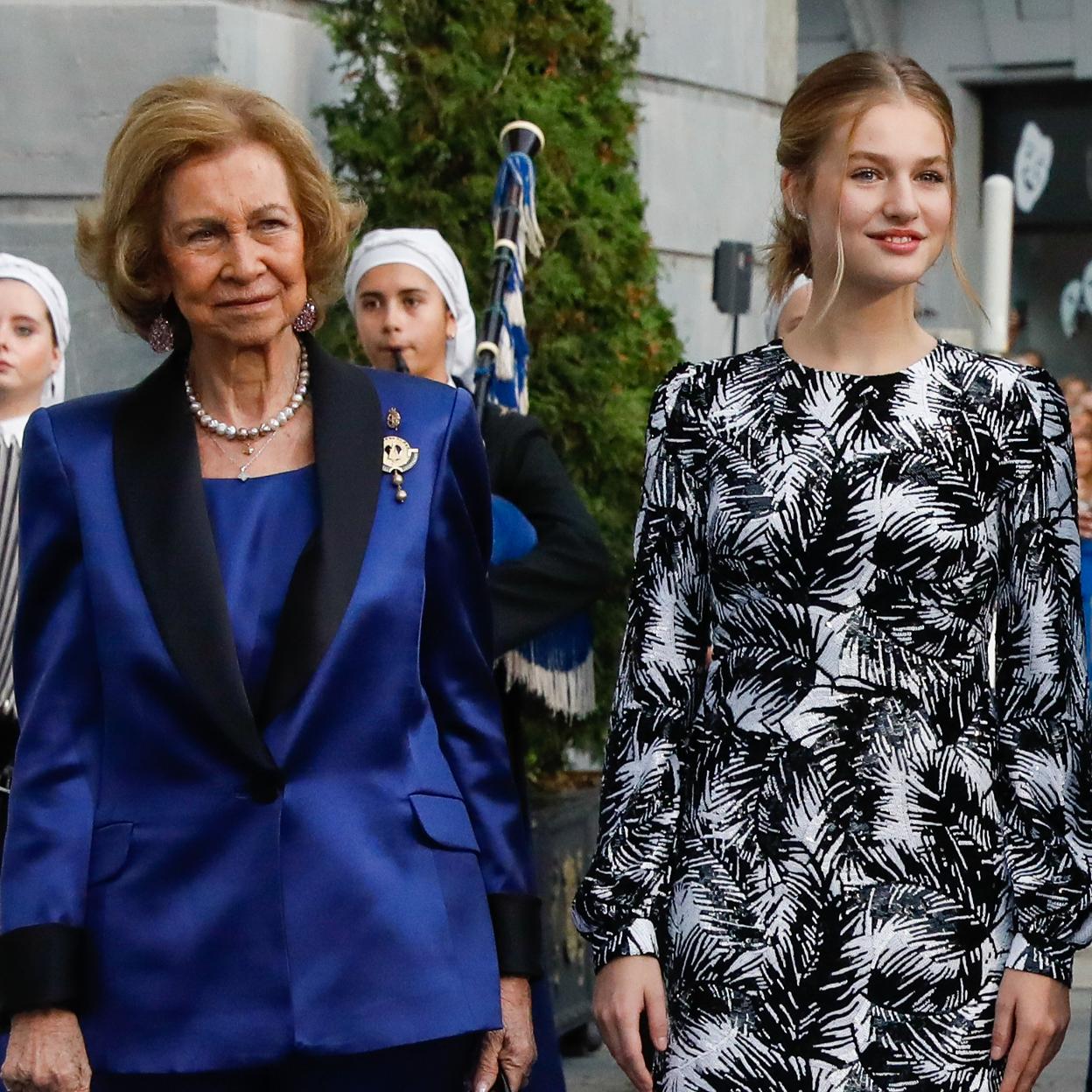 La reina emérita Sofía y la princesa Leonor sintonizan a la perfección. 