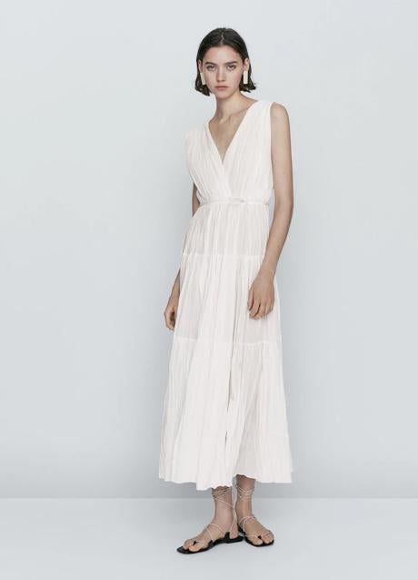Imagen - Vestido blanco de Massimo Dutti (89,95 euros)