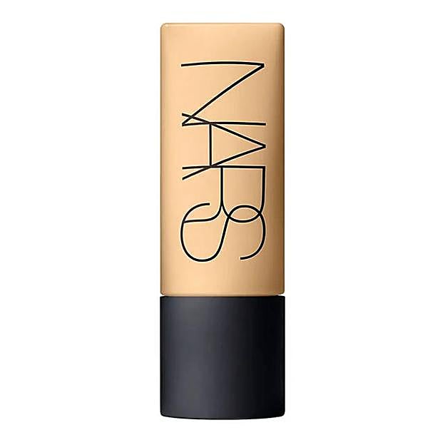 Soft Matte Complete Foundation de NARS. Precio: 35,69 euros